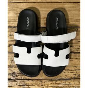 Soda Women’s Size 7.5 White & Black Bianca Slide Sandals